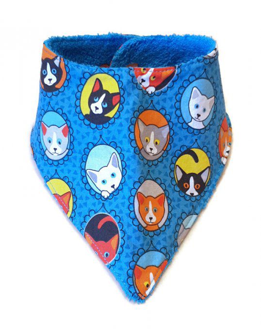 Bavoir Bandana ,anti bavouille bébé "les chats" 0-3 mois