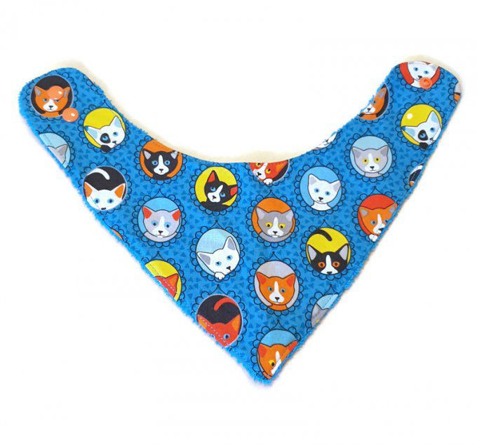 Bavoir Bandana ,anti bavouille bébé "les chats" 0-3 mois