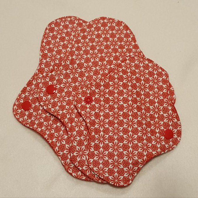 Serviette hygiénique et protège slip lavable "les fleurs blanches"