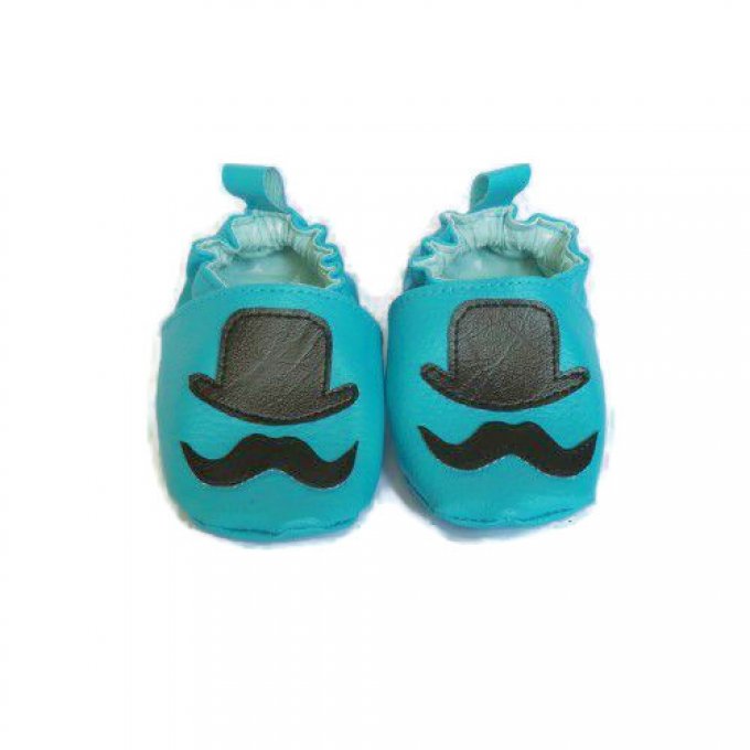 Chaussons bébé "gentleman moustache" en simili cuir taille 18/19