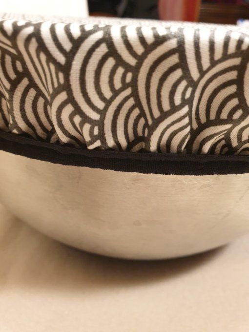 Couvres plats ou charlottes à plats lavables " en noir et blanc "