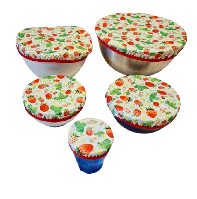 Couvres plats ou charlottes à plats lavables " les fraises des bois"