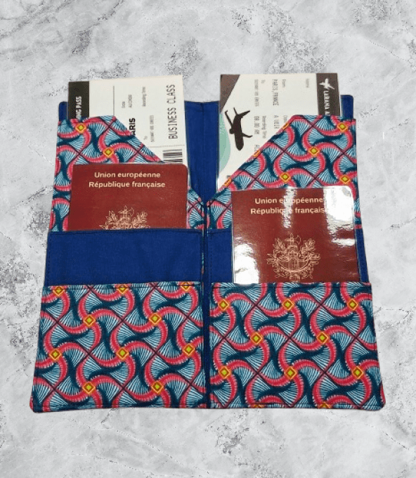Pochette à passeport , organisateur de voyage " les hélices"