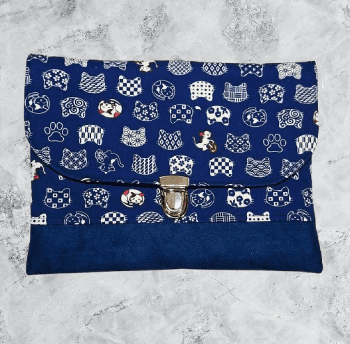 Pochette " les chats en bleu et blanc "