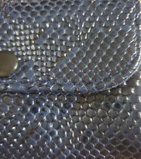 Porte monnaie  3 compartiments simili croco bleu marine